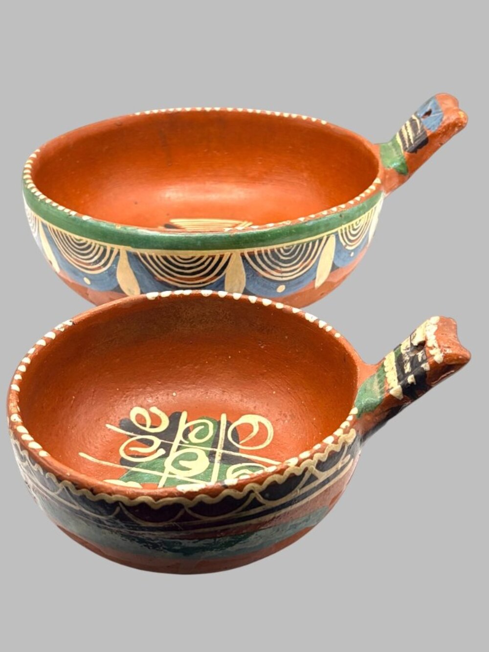 Vintage Mexican Folk Art Terracotta Handled Nesting Bowls Set of 2 Painted